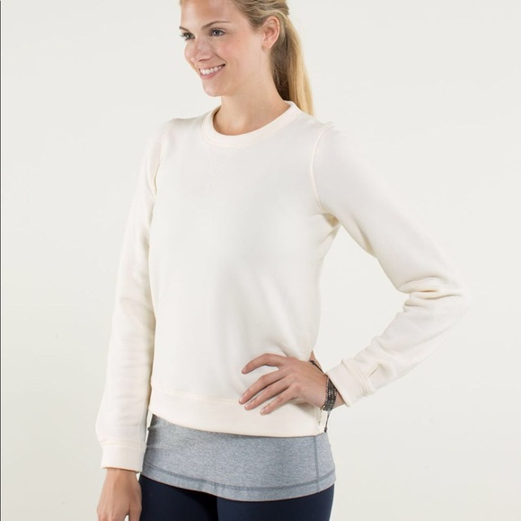 lululemon athletica Sweaters - Lululemon keep it cozy crew neck sweater.